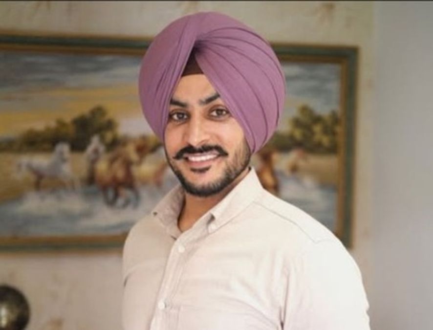 Acclaimed Punjabi singer Jawanda dies at 35