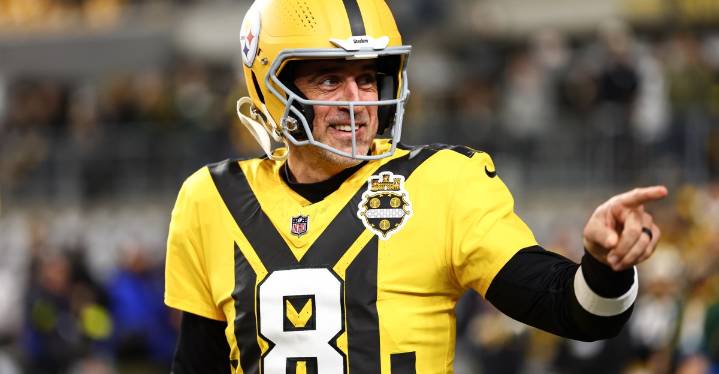 Sunday Night Football thread: Aaron Rodgers looks to get revenge against the Packers
