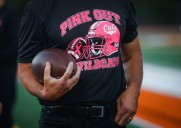 Los Gatos football fondly remembers former coach Allan McGurk at ‘Pink Out’ game that now bears his name