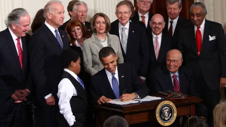 Obamacare vuelve a ser el eje de un enfrentamiento político nacional