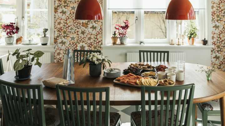 The Affordable Way To Update Your Dining Room With One Simple Item