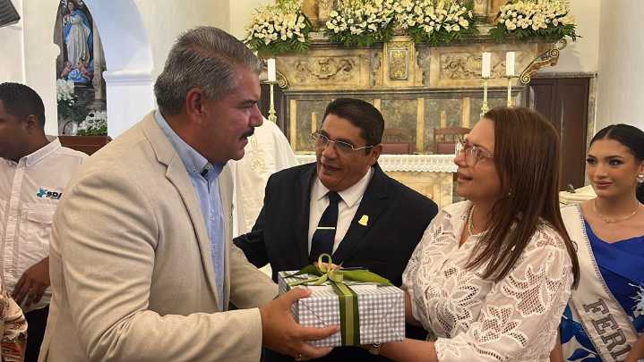 «Somos una tierra bendita»: Rosario de Perijá celebra con fervor el Día de la Virgen del Rosario junto al Gobernador Luis Caldera