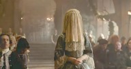 Who plays Dougal MacKenzie's wife Maura Grant?