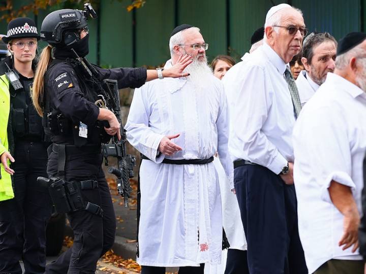 U.K. police label Manchester's deadly synagogue attack as a 'terrorist incident'