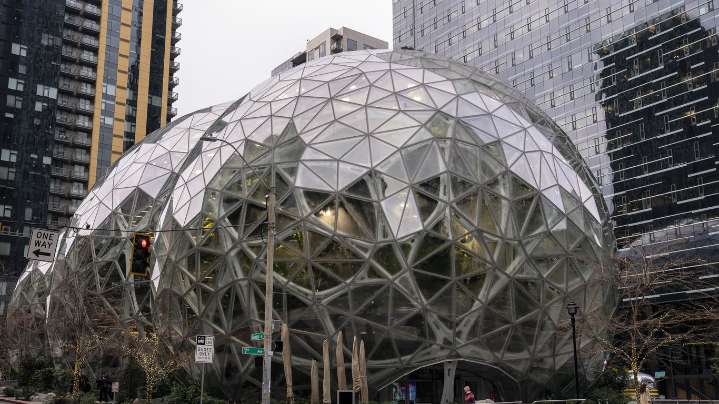 Amazon will cut 14,000 corporate roles, nods to AI