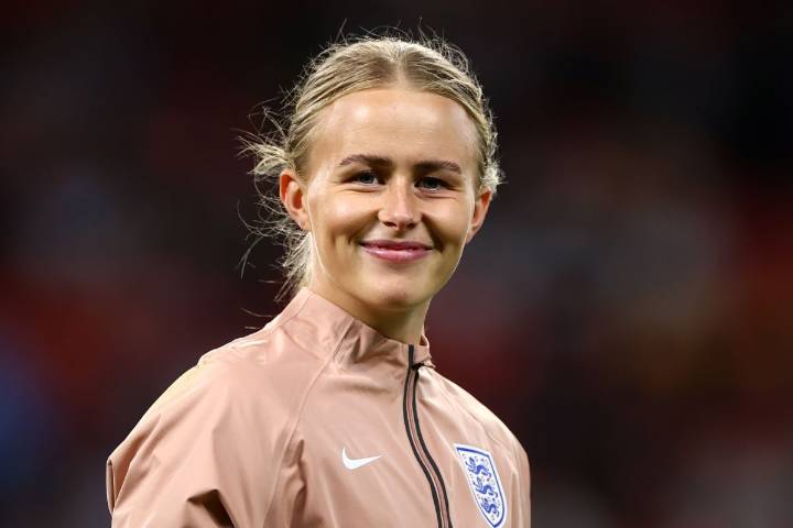 25 Facts About Hannah Hampton