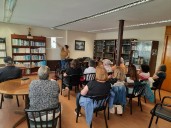 Formación a la carta: así son los cursos para que los mayores de Castilla y León dominen su propio móvil