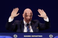 Gianni Infantino propuso cambiar fechas de los Mundiales para evitar altas temperaturas