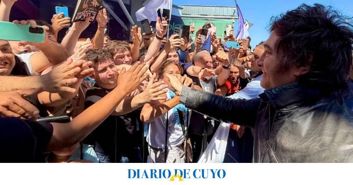 Por incidentes entre militantes, Javier Milei suspendió una caminata de campaña en Santa Fe