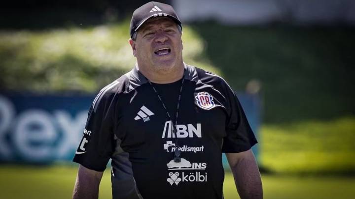 Piojo Herrera no se rinde ante el peligro de que Costa Rica se pierda el Mundial 2026