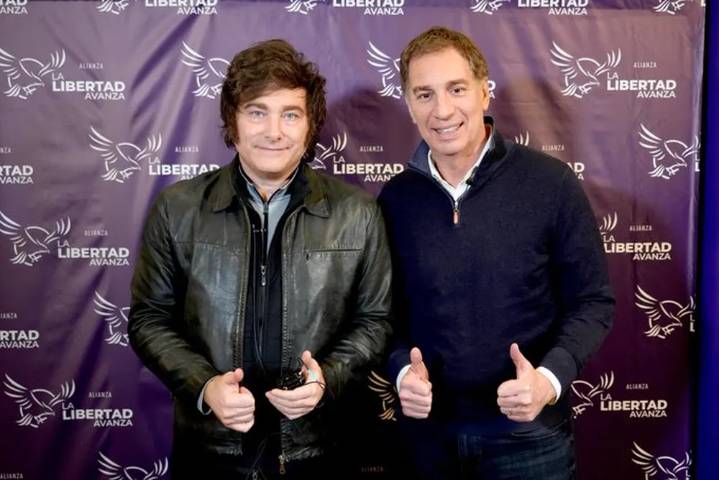 Final de campaña: Santilli se convierte en andinista, Kicillof apela a la prudencia táctica