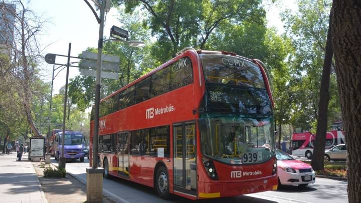 Metrobús ajusta servicio en las líneas 1,3, 4 y 7 por peregrinación a San Hipólito