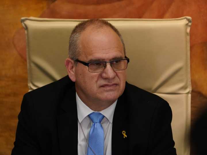 Acto a dos años de la masacre: "Hay peligro de que Hamas no cumpla el acuerdo de paz", dice el embajador de Israel