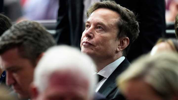 Musk pay draws more pushback as Glass Lewis urges ‘no’ vote