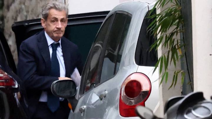 Expresidente francés Nicolas Sarkozy cumplirá su sentencia de cinco años en un área aislada