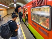 Presencia de humo en la Línea 7 del Metro; desalojan estación Tacubaya