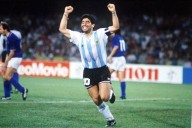 Subastarán objetos personales y camisetas históricas de Diego Maradona