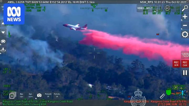 Bushfire threatens homes outside Coutts Crossing on NSW north coast
