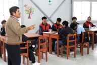 Congreso: Comisión aprueba dictámenes para incremento salarial de docentes