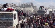 Humanitarian aid begins moving into Gaza as ceasefire holds