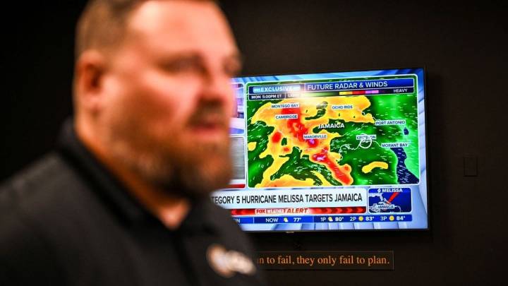 Jamaica teme una destrucción masiva al acercarse el gigantesco huracán Melissa