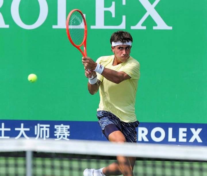 Excelente primer paso de Comesaña en Shanghai