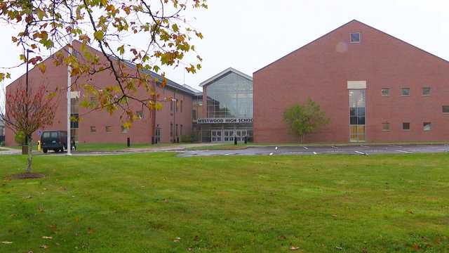 Airsoft gun scare at Mass. school prompts large police response