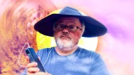 I Looked Ridiculous Wearing This Solar Powered Hat That Couldn’t Even Charge My Phone