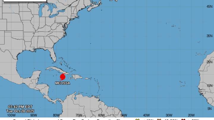 Huracán Melissa se debilita a categoría 3 rumbo a Cuba