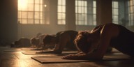 Posturas de yoga que ayudan a reducir el dolor de la espalda al instante