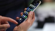 La estrategia de Harvard para dejar de ser adicto al celular y a las redes sociales, en 5 pasos