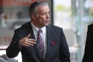 Landerretche advierte sobre los proyectos de Kast y Jara: “Ambos son peligrosos”