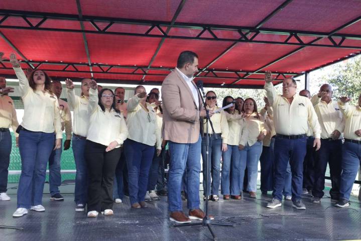 Reconoce Cruz labor del Sindicato en toma de protesta 2025