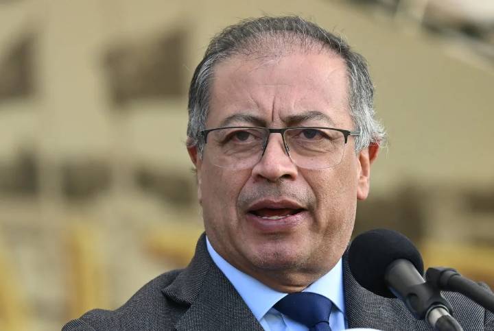 Trump acusa a Petro de «ser un líder del narcotráfico» y recorta apoyo económico a Colombia