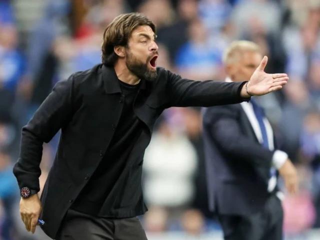 Rangers sack manager Martin after nightmare start
