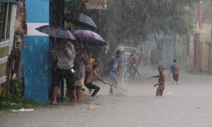 Jamaica es declarada zona de catástrofe tras paso de Melissa