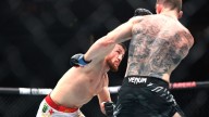 Dvalishvili rolls to decisive win over Sandhagen at UFC 320