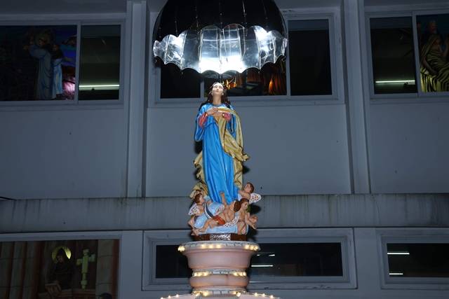 Devotional procession marks grand finale of Marian exhibition at St Anthony Ashram