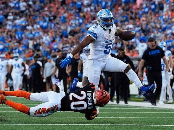 David Montgomery dominates in his hometown as Lions beat Bengals 37