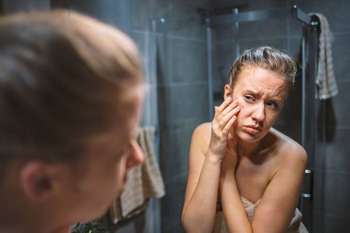 Too much salt? The hidden reason your eyes look swollen every morning