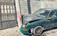 Abuelita resulta lesionada tras chocar contra un poste en la colonia Josefa Ortiz
