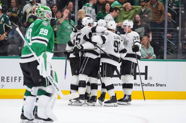 Kempe’s OT goal pushes Kings past slumping Stars 3
