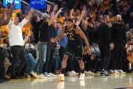 Deadspin | Report: Warriors G Moses Moody (calf) to undergo MRI
