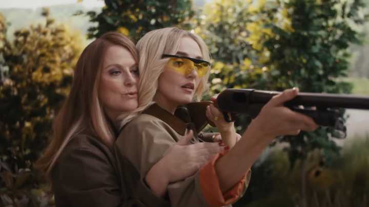 SNL spoofs surprise Netflix hit The Hunting Wives