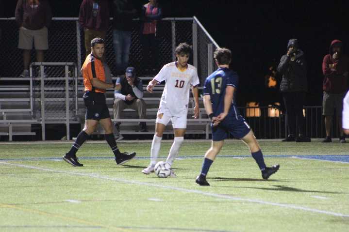 Mason Fasoli’s free kick lifts Weymouth boys soccer over Needham (video)