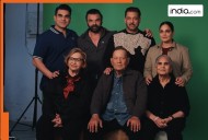 Salman Khan's father Salim Khan makes rare appearance with Salma Khan and Helen, poses with entire family for...