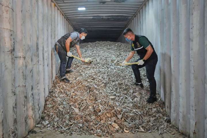 Watchdog report says American e-waste is causing a 'hidden tsunami' in Southeast Asia