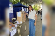 La diputada nacional Estela Marys Neder emitió su voto en Loreto
