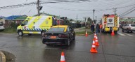 Accidente en Punta Arenas deja una persona lesionada tras colisión entre auto y taxi