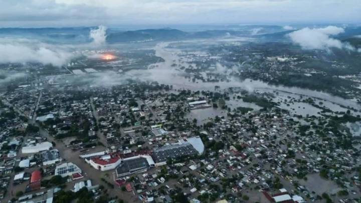 A damnificados por lluvias no les hará falta nada: Sheinbaum